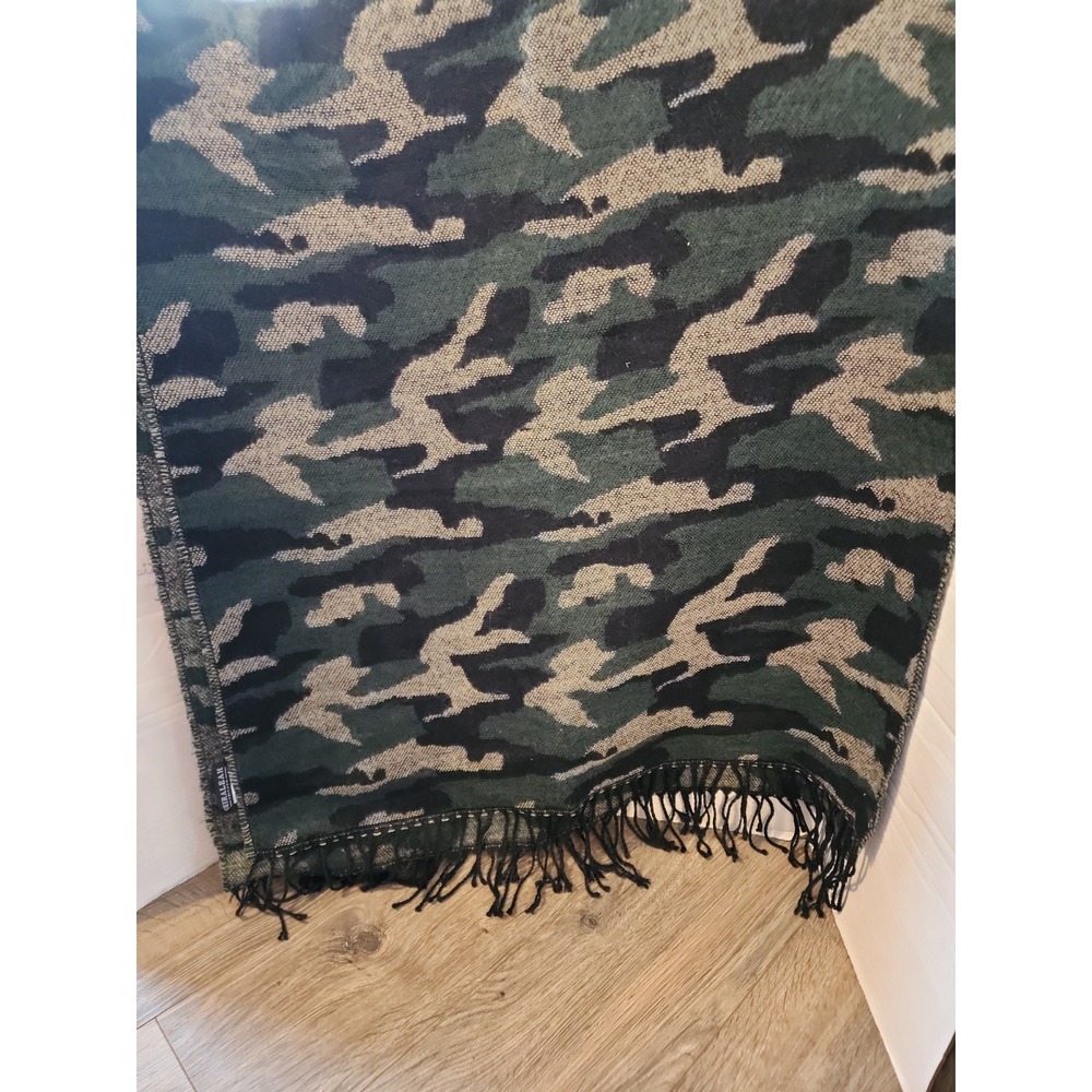 Shiraleah Chicago Big Soft Scarf Camo Camoflauge OS Fringe Shawl Wrap Warm